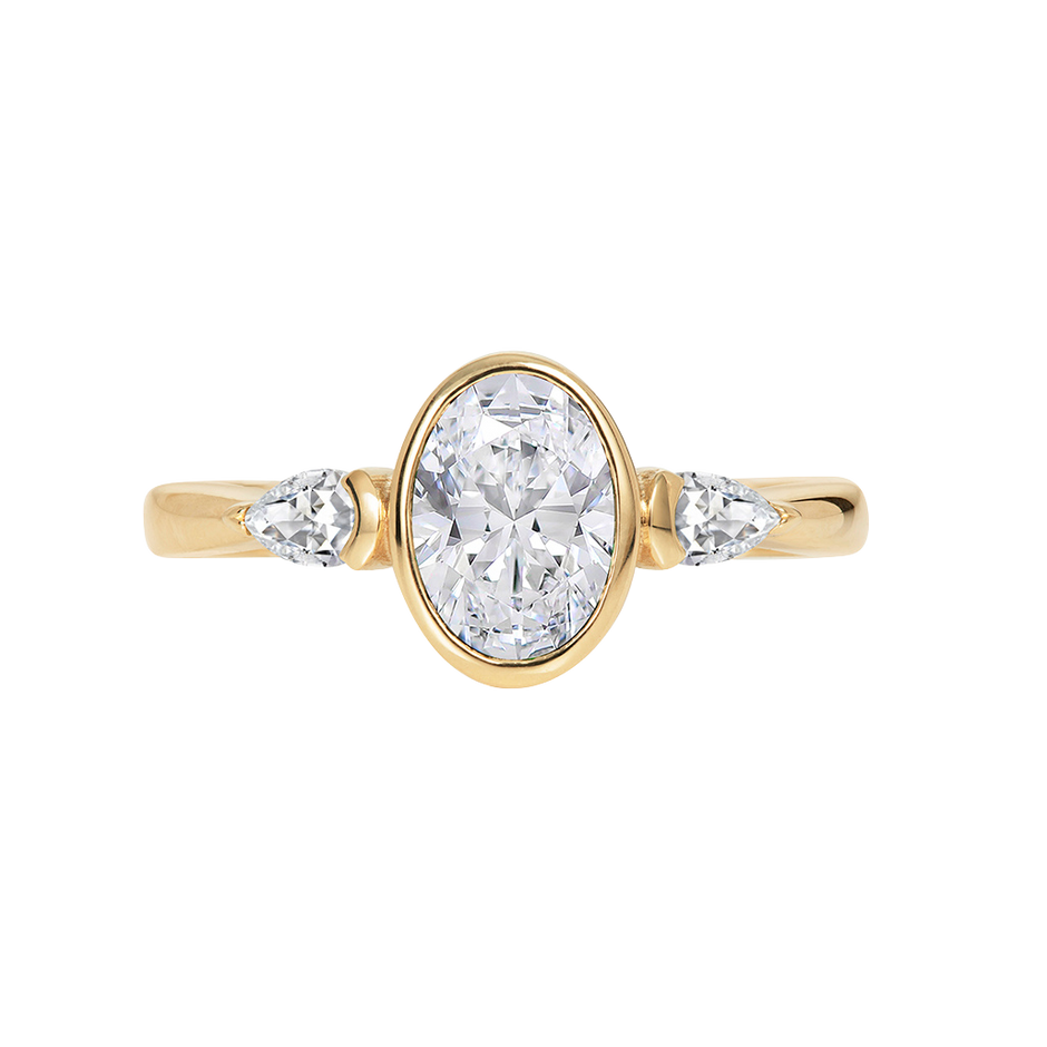 Fine Jewellery - Oval Diamond Ring
